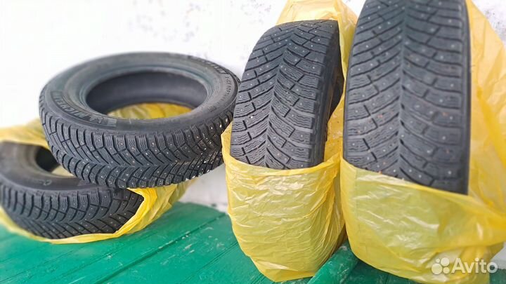 Michelin X-Ice North 4 SUV 225/65 R17 106T