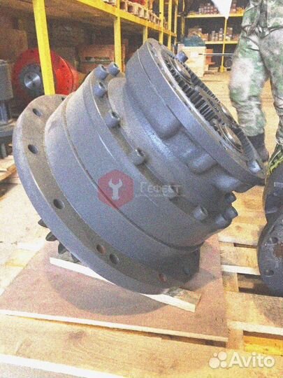 Поворотный редуктор Komatsu PC210-7 20Y-26-00210