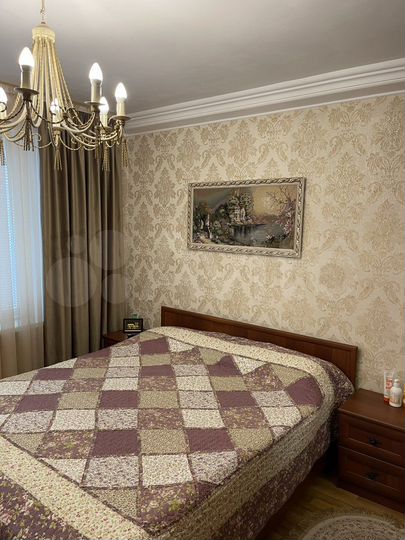 2-к. квартира, 65 м², 3/5 эт.