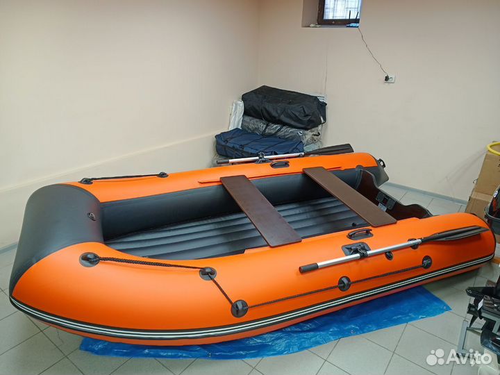 Лодка Reef 3,6 м