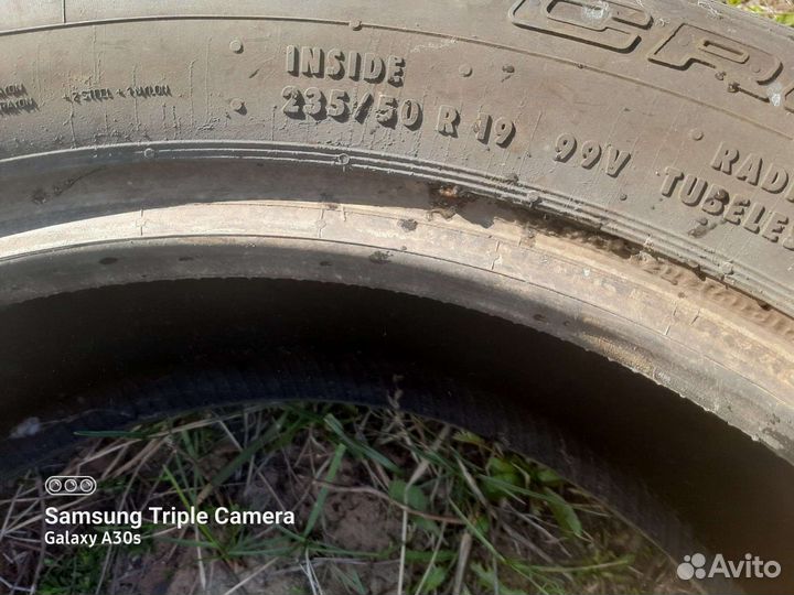 Continental ContiCrossContact UHP 235/50 R19