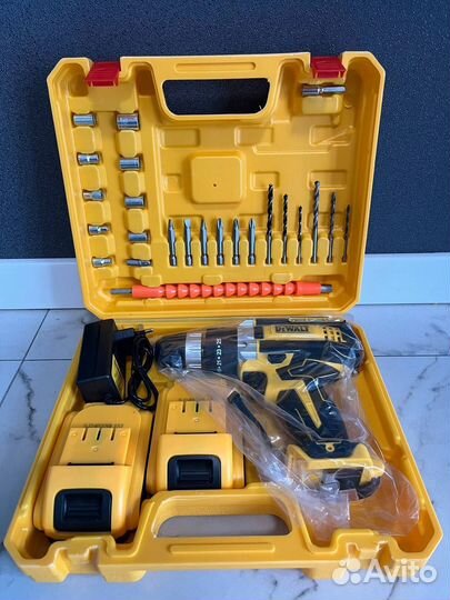 Шуруповерт Dewalt 21V