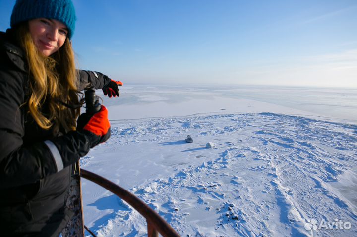 Пикник у маяка на Онего на воздушной подушке