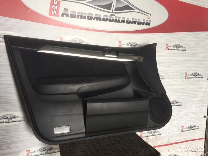 Обшивка дверей перед лево c Honda Inspire UC1 J30A