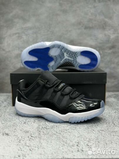 Nike air Jordan 11 retro low black