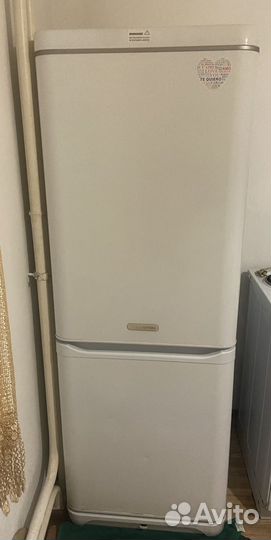 Холодильник ariston бу
