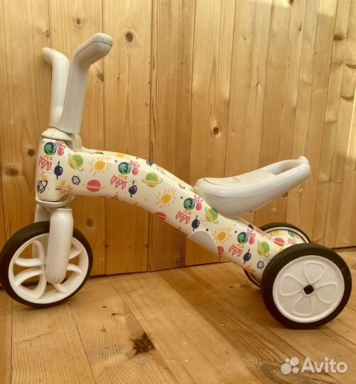 Беговел Chillafish Bunzi FAD