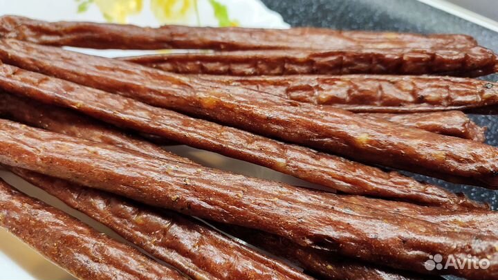 Пивчики мясные, колбаски (сушеное мясо)