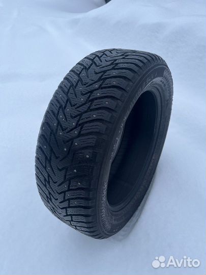 Nokian Tyres Hakkapeliitta 8 SUV 235/55 R18 104T