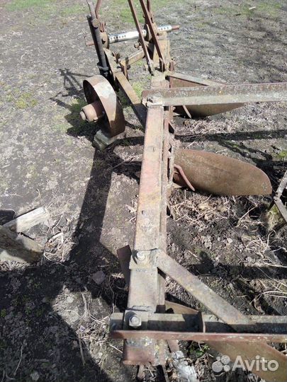 3х корпусной плуг