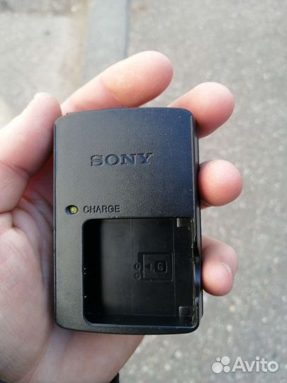 Зарядное устройство Sony bc csge