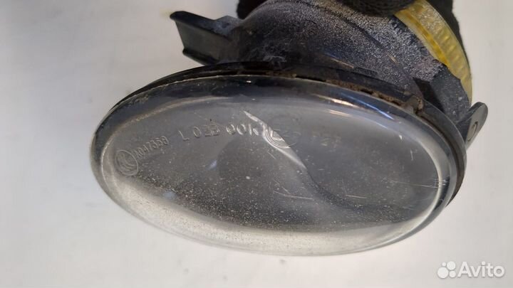 Фара противотуманная Volkswagen Touareg, 2011