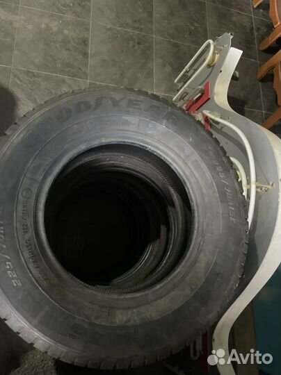 Goodyear 4x4 UG Ice Navi 2.25/70 R15