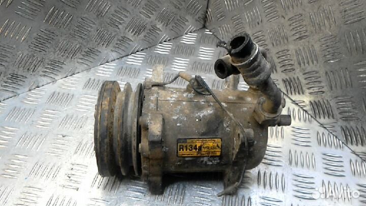 Компрессор системы кондиционирования Mitsubishi Mo