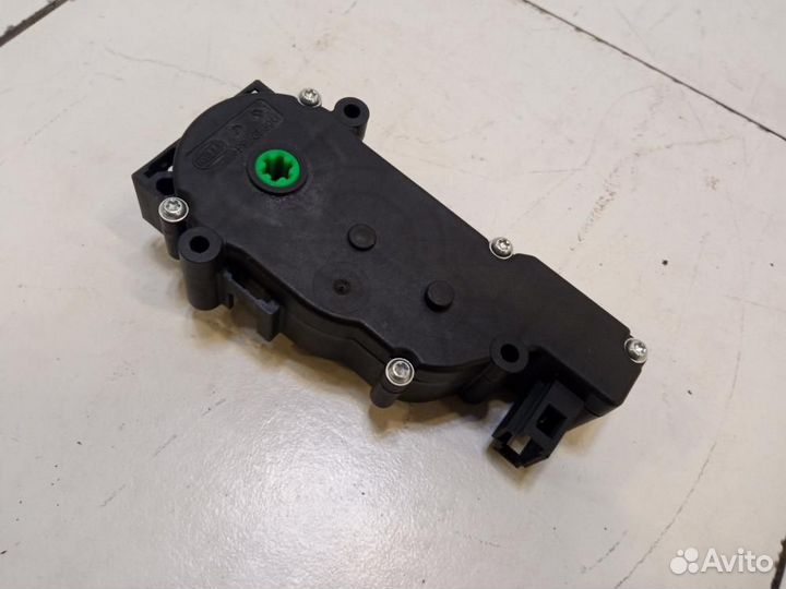 Активатор замка багажника Mercedes-Benz M-Class ML