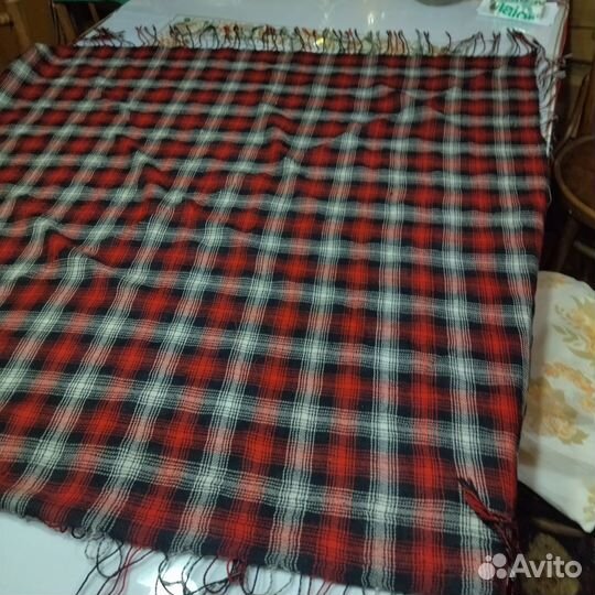 Шаль большая тонкая шерсть