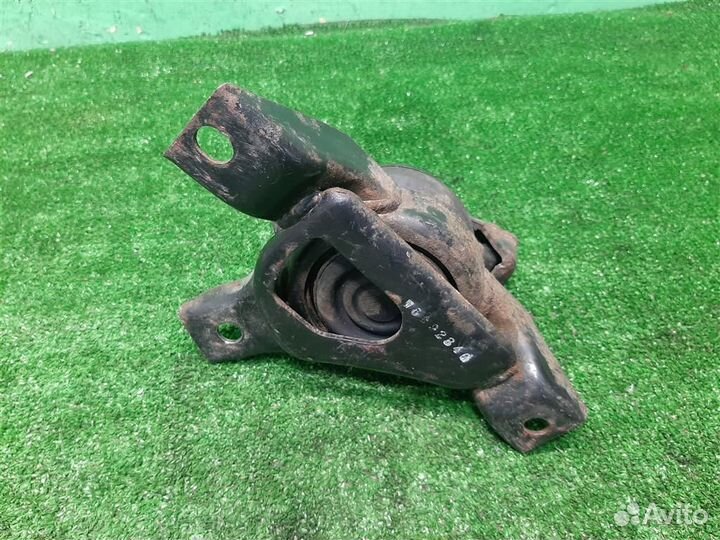 Опора (подушка) двигателя правая Hyundai Getz TB