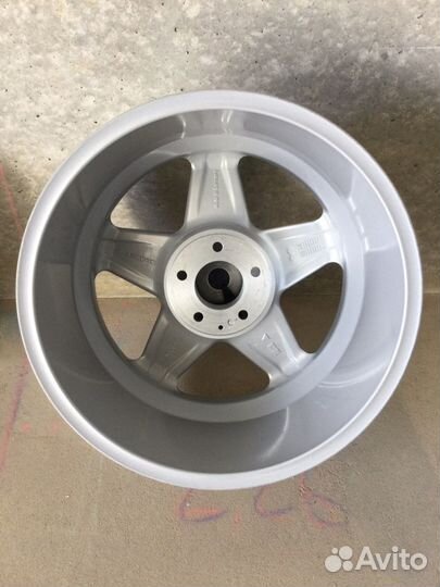 Новые литые диски borbet azev R18