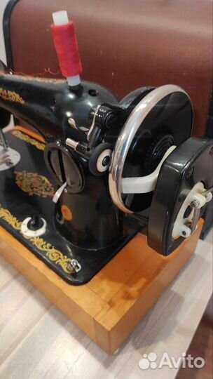 Швейная машина Подольск 2м