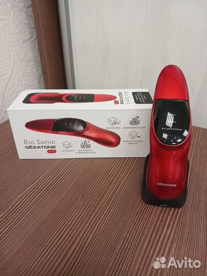 Аппарат для лифтинга и ультразвуковой чистки лица