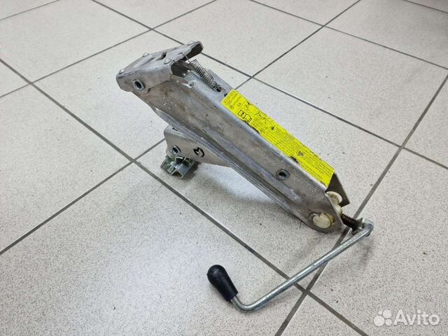 Домкрат VW Golf 4, Bora, Passat B5+/Audi A6 C5, A4