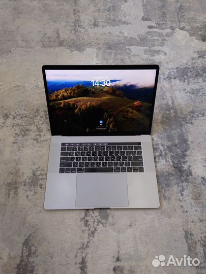 Apple MacBook Pro 15 2018 16/256