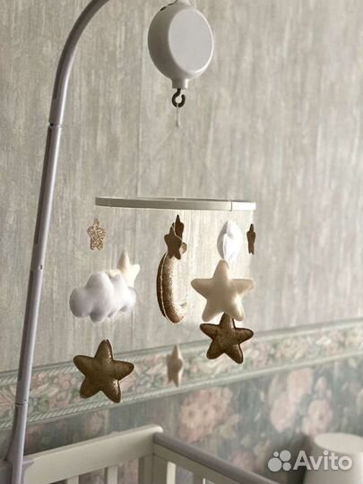 Мобиль и кронштейн