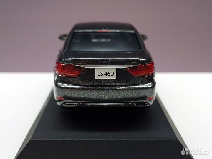1:43 Lexus LS 460 F-sport