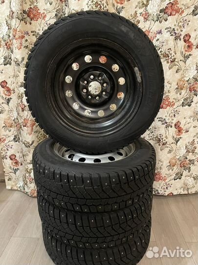 Viatti Brina Nordico V-522 175/65 R14 82T