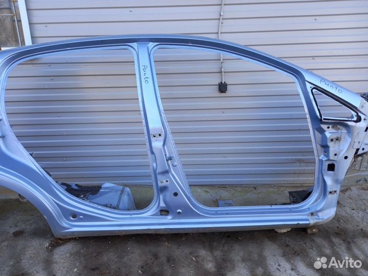 Боковина правая Fiat Grande Punto 2005-2012