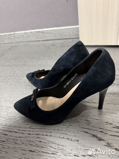 Роскошные туфли из натуральной кожи велюровые