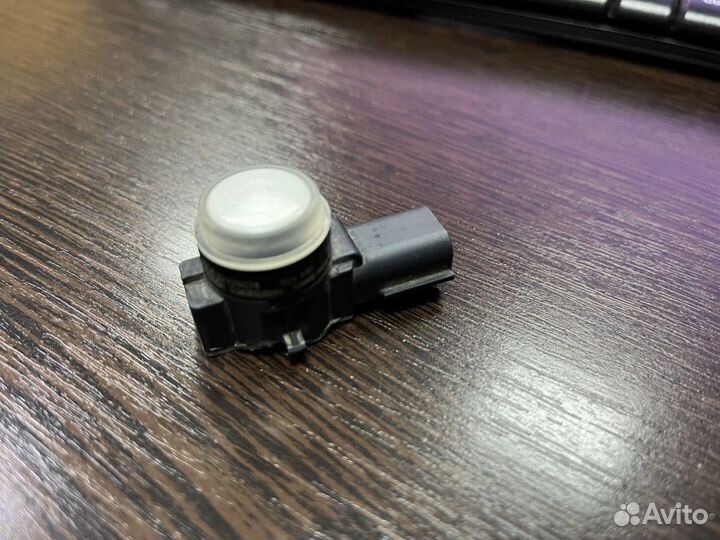 Датчик парковки Chevrolet Tahoe