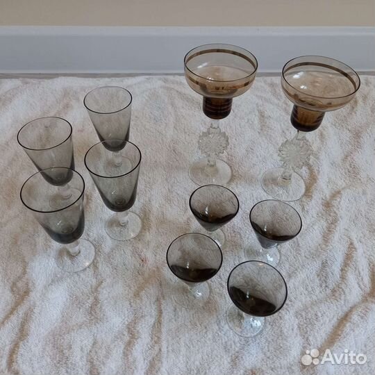 Рюмки и подсвечники