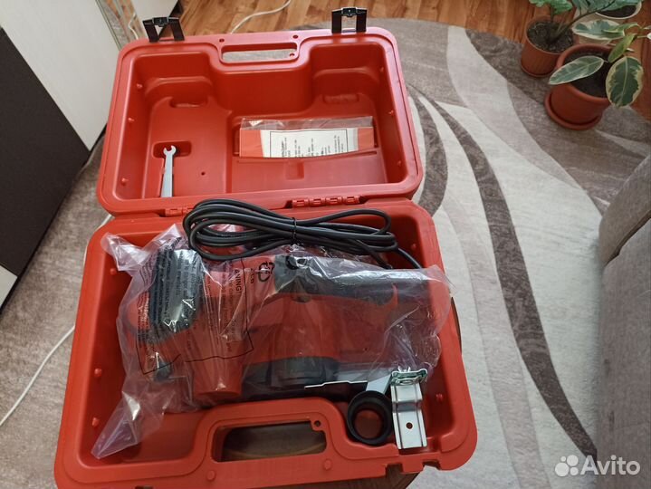 Рубанок электрический 110 мм