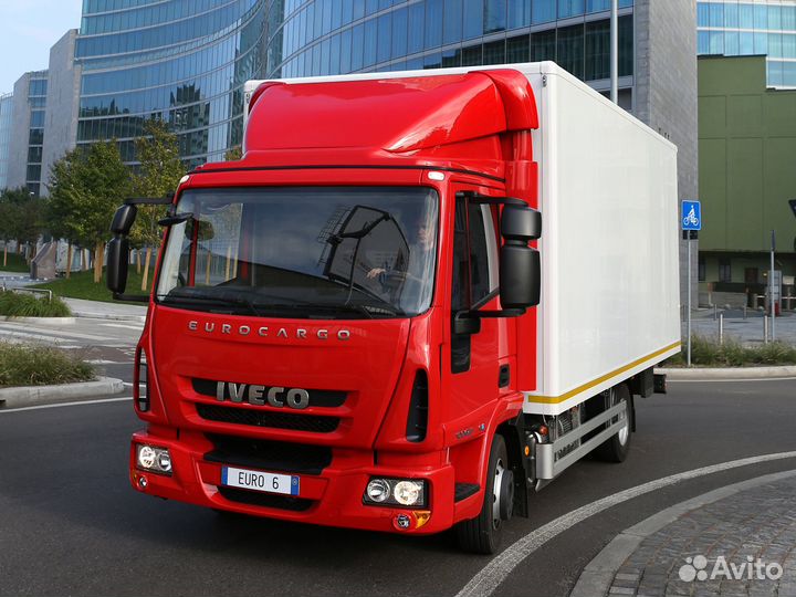 Водитель с личным грузовым автомобилем