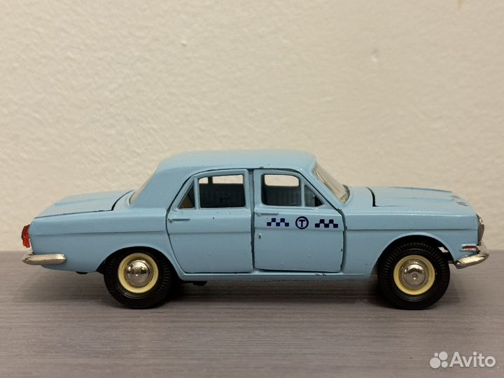 Волга газ-24 такси