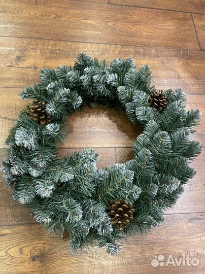 Венок рождественский «Канадский» 50см