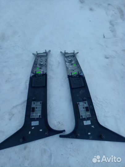 Накладка центральной стойки Peugeot 408