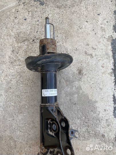 Амортизатор передний honda civic 4d