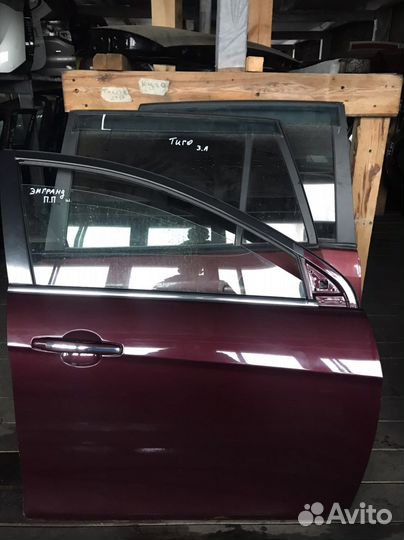 Дверь передняя правая Geely Emgrand EC7