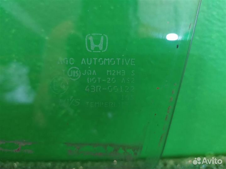 Стекло заднее левое Honda Accord 8 (CU) 2009