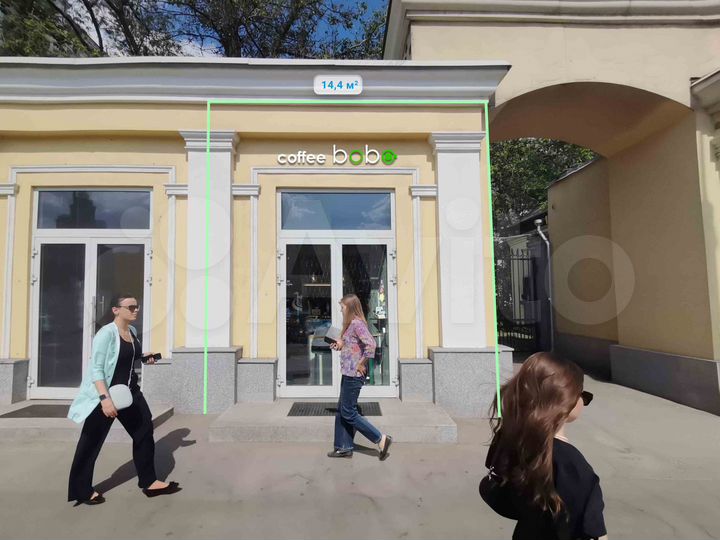 Габ у метро Аэропорт