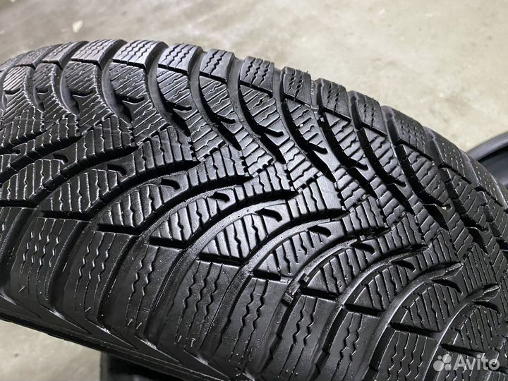 Michelin Pilot Alpin PA4 215/60 R17 96H