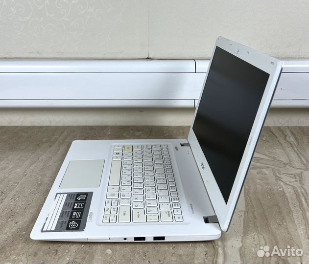 Ультрабук Acer Aspire V3 (i5-6200U/ 16 гб/ SSD)