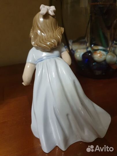 Статуэтка NAO by Lladro 