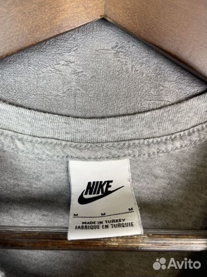 Футболка Nike размер М оригинал