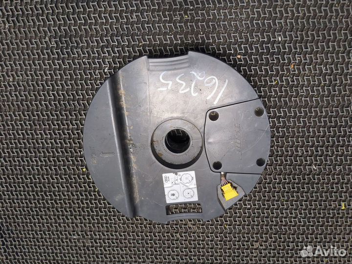 Сабвуфер Audi Q7, 2011