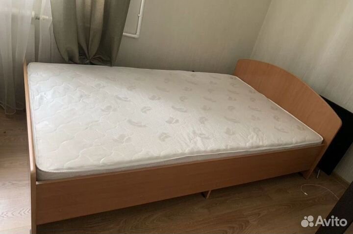 Кровать 120х200 бу без матраса