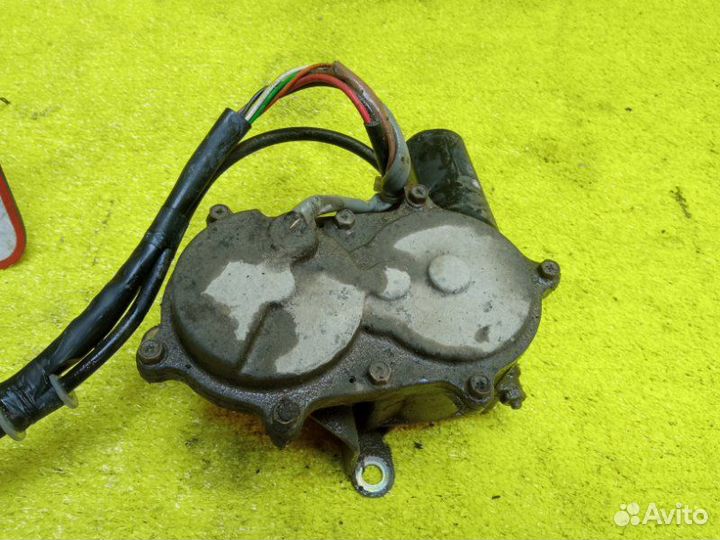 Мотор раздаточной коробки передний Mazda Mpv