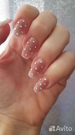 Наращивание ногтей